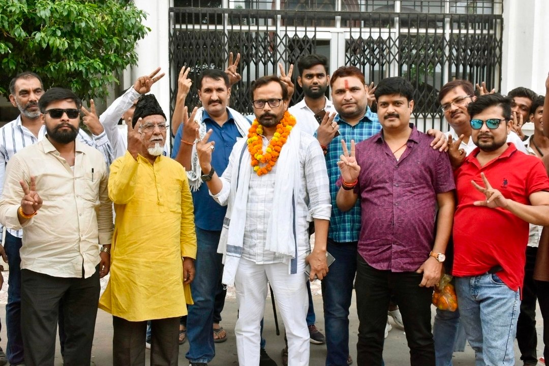 बांकीपुर उपचुनाव ने लिया रोमांचक मोड़: BJP के गढ़ में प्रशांत किशोर की एंट्री, RLJP के तनवीर आलम ने भरी चुनावी हुंकार